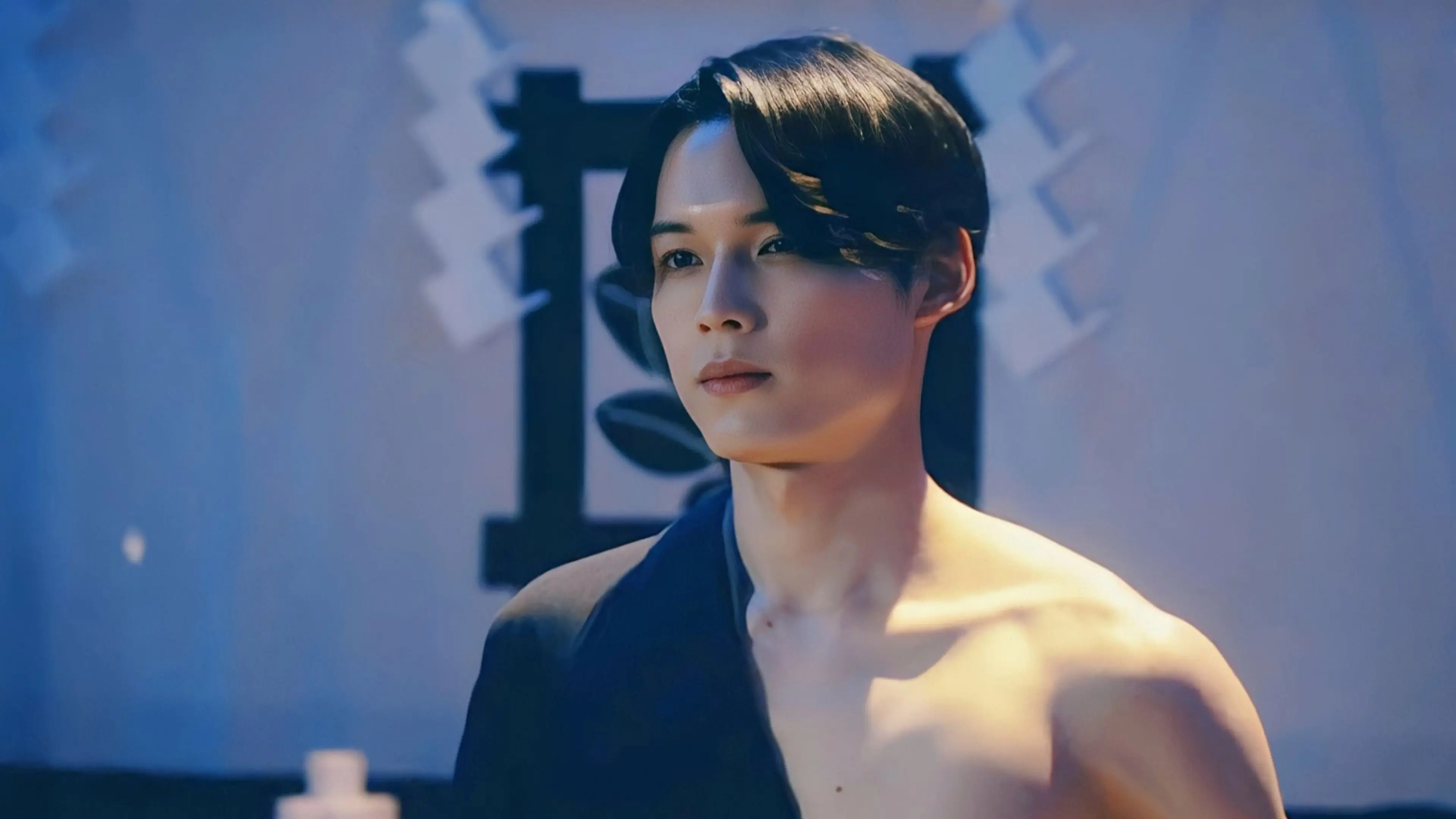 xxxHOLiC backdrop