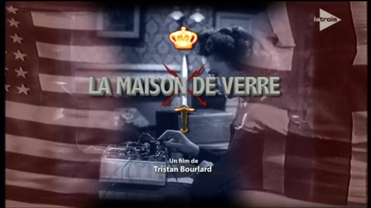 La maison de verre backdrop