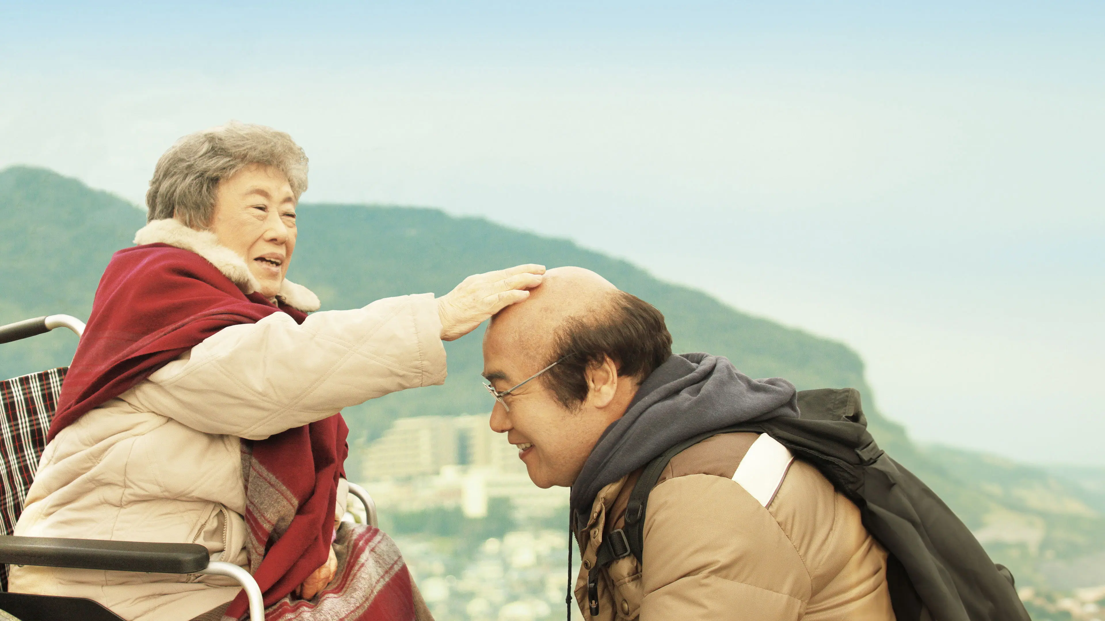 Pecoross' Mother and Her Days backdrop