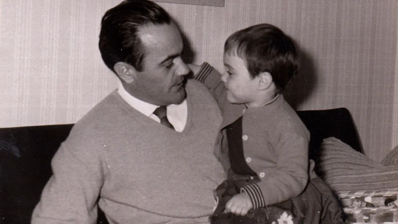 Kulenkampff's Shoes backdrop