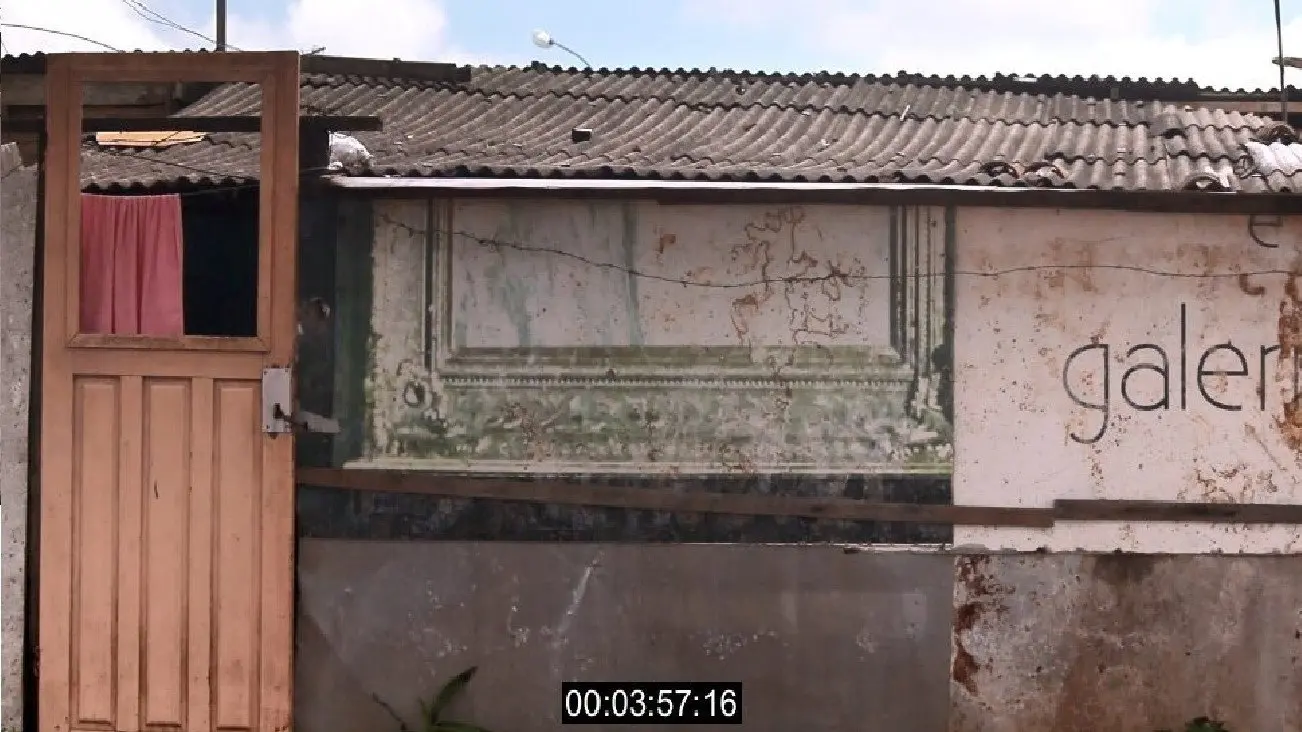 Casa com Parede backdrop