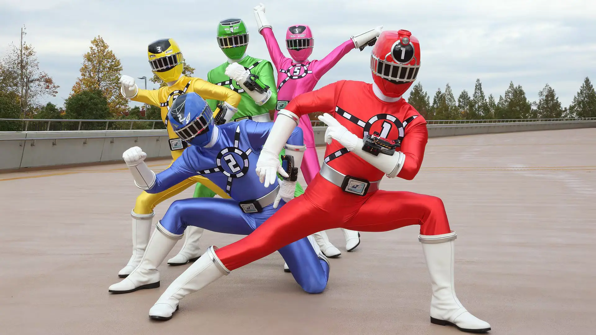 Ressha Sentai ToQger backdrop