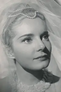 Suzanne Cloutier