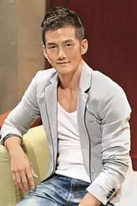 Edison Huang
