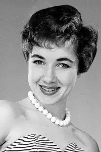 Maureen Davis