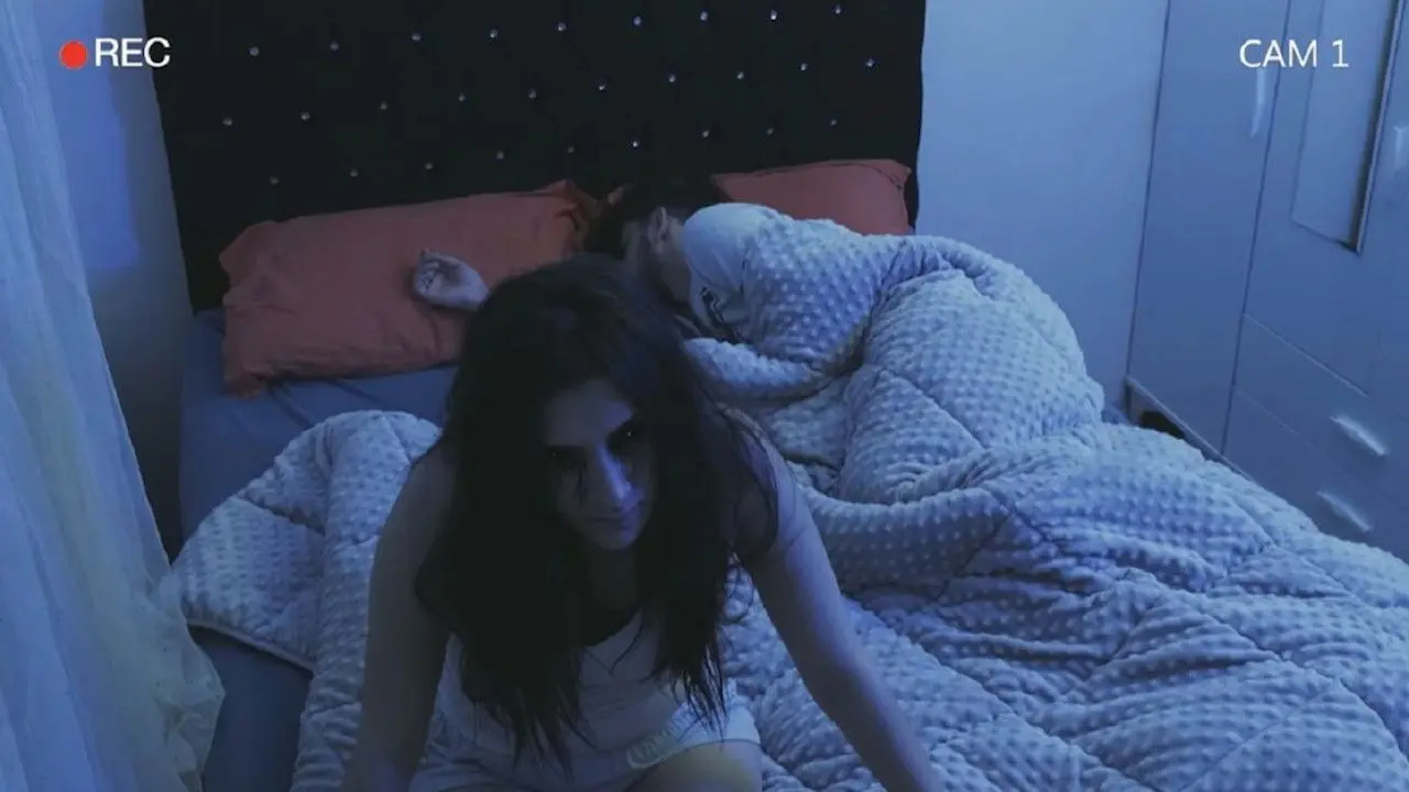 Cin Perdesi backdrop