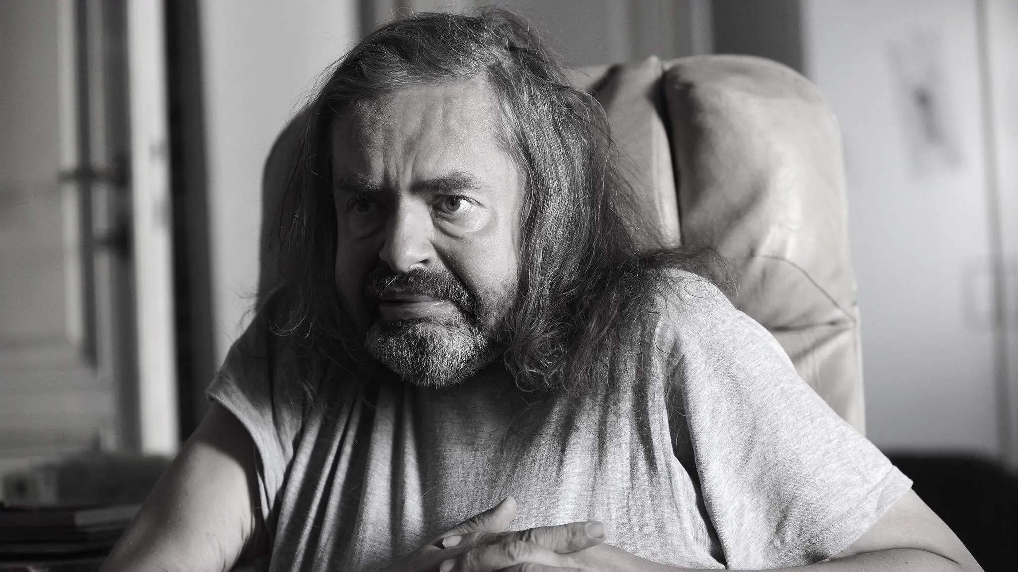 Der Papst ist kein Jeansboy backdrop