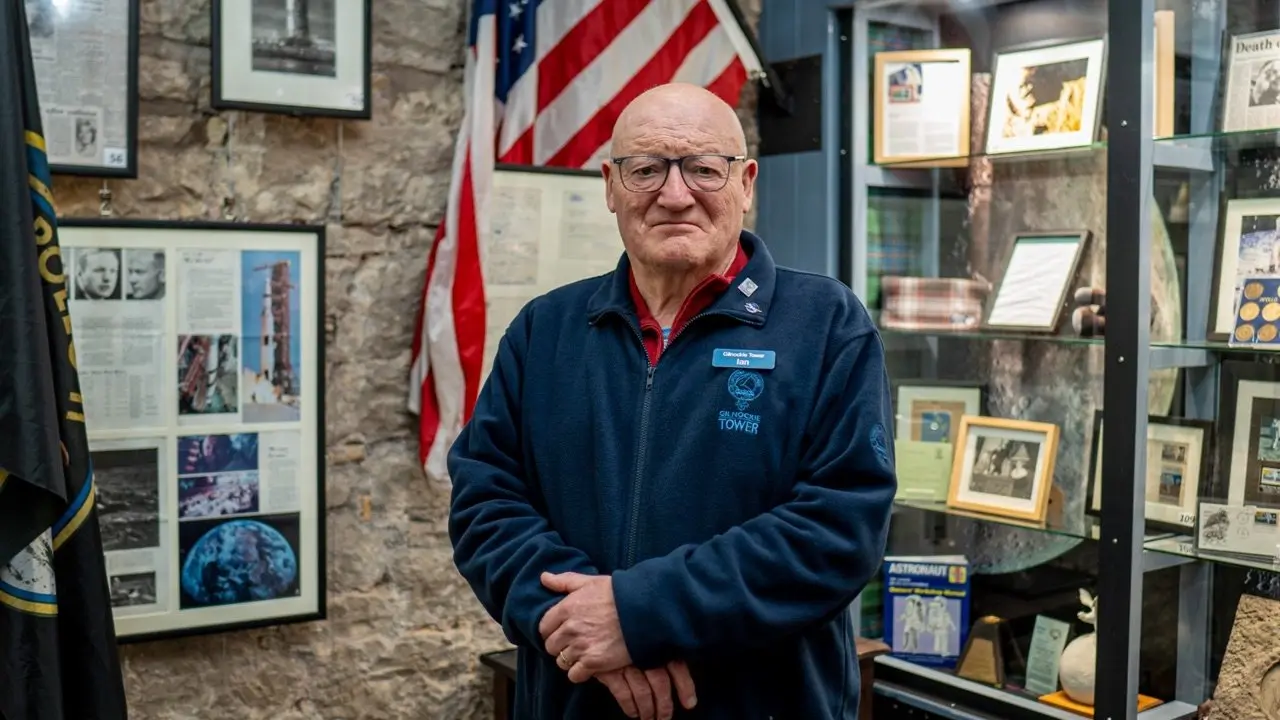 Neil Armstrong and the Langholmites backdrop