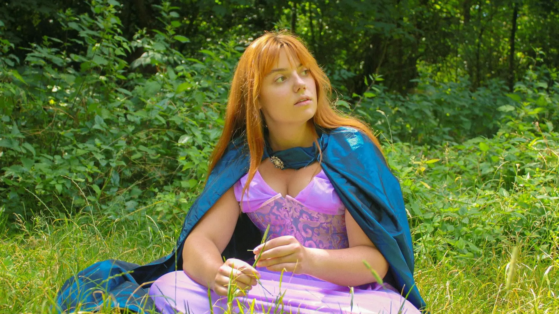 La reine et la pluie backdrop