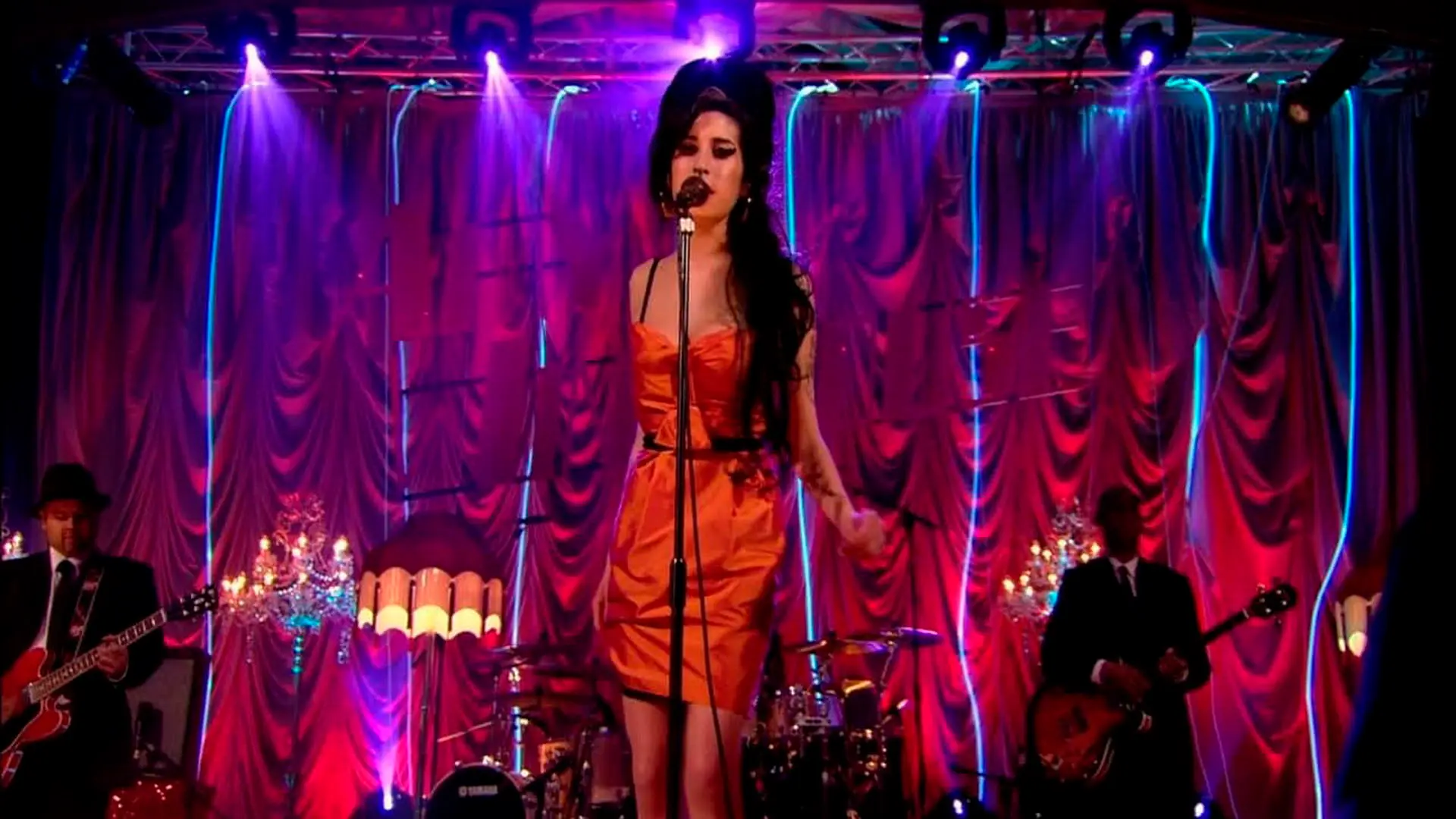 Amy Winehouse: BBC One Sessions Live At Porchester Hall backdrop
