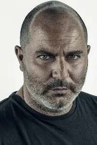 Lior Raz